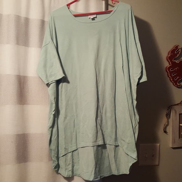 Lularoe shirt - Picture 1 of 2